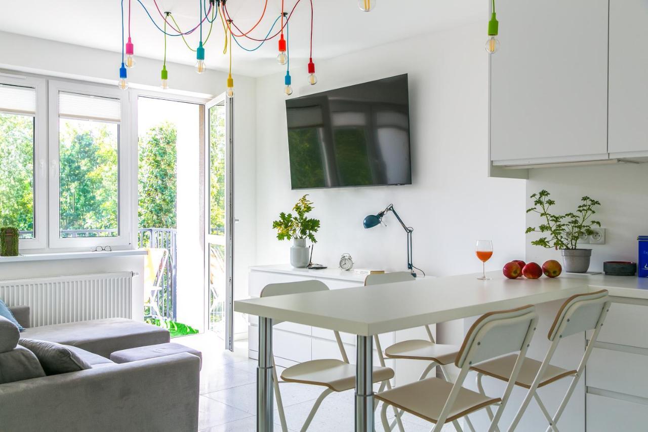 Tree&Lake Apartament Warszawa Zabki Ngoại thất bức ảnh